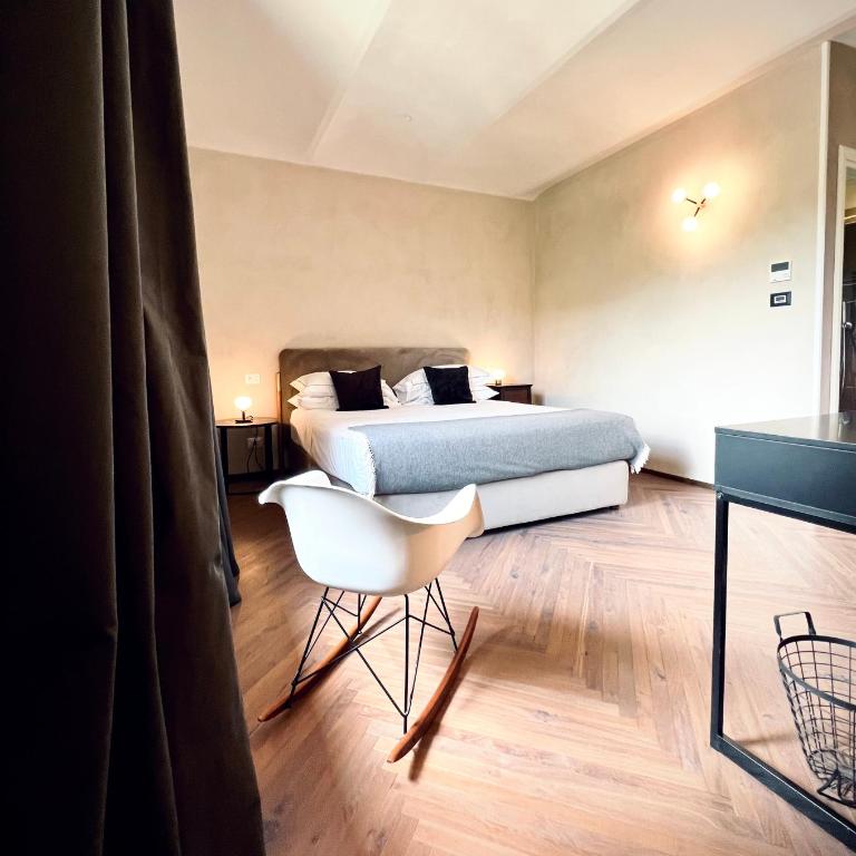 MiaClara Relais - Camera King con Balcone - 4