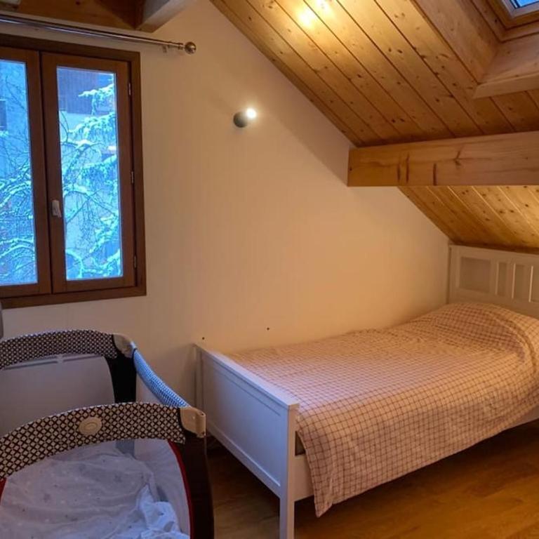 CHALET 16 PERS PROCHE DES PISTES - Chalet - 7