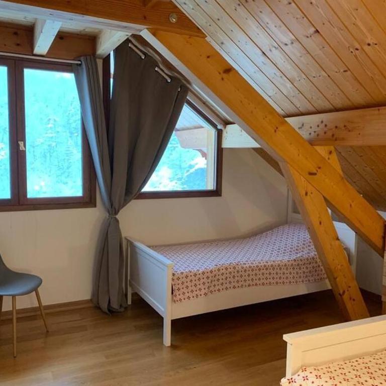CHALET 16 PERS PROCHE DES PISTES - Chalet - 14