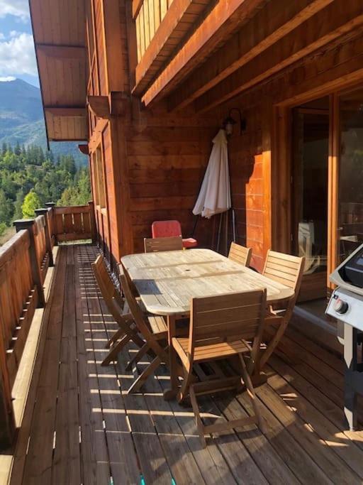 CHALET 16 PERS PROCHE DES PISTES - Chalet - 16