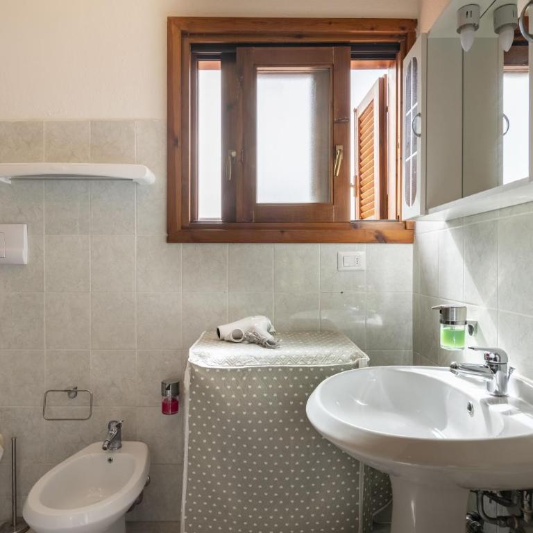Casa Vacanze Porto Rotondo - Appartamento con 2 Camere da Letto, Terrazza e Vista Mare - 50