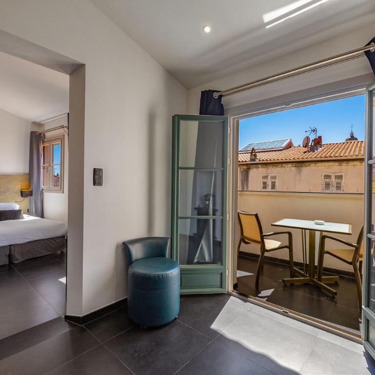 Hotel POZZO DI BORGO - Chambre Double Deluxe - 3