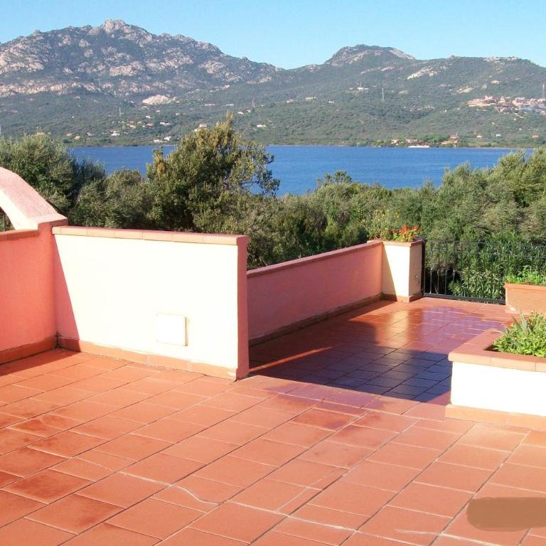 Casa Vacanze Porto Rotondo - Appartamento con 2 Camere da Letto, Terrazza e Vista Mare - 3