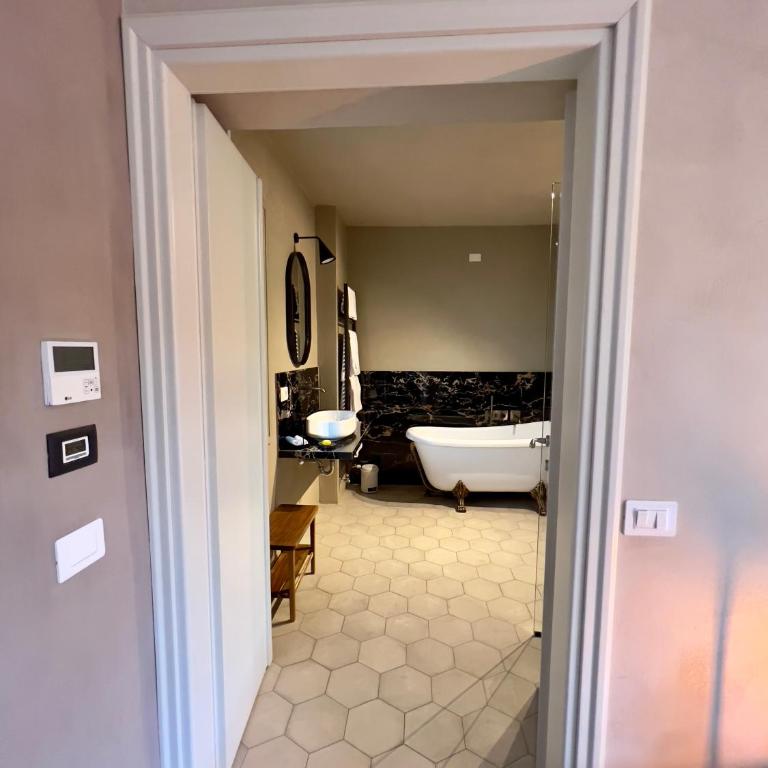 MiaClara Relais - Suite King con Balcone - 6