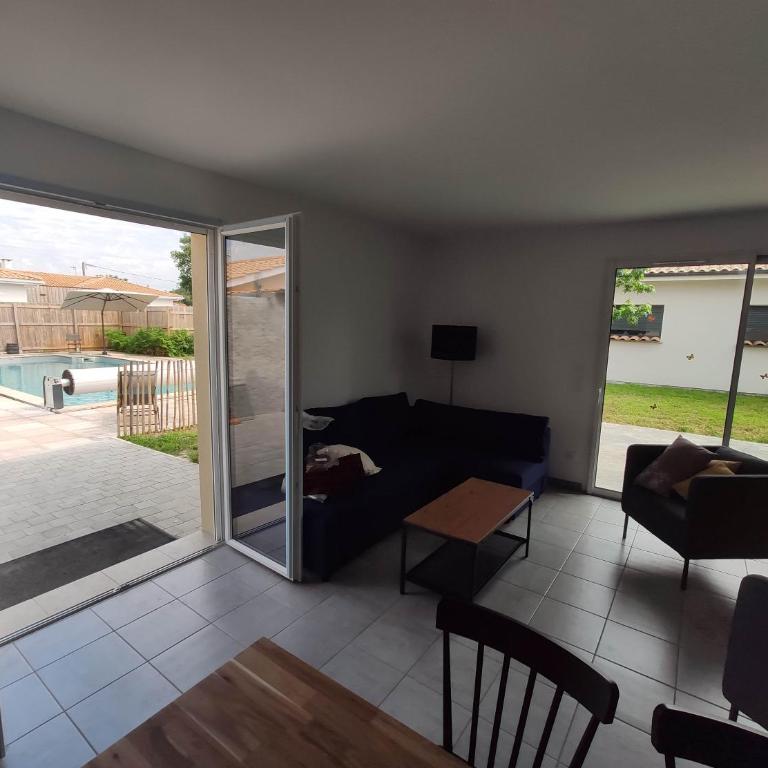 2 Maisons de 3 et 2 chambres avec grande piscine commune - Maison 3 Chambres - 10