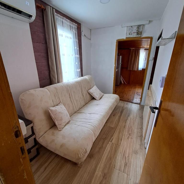 Olive cabin - Kuća maslina i mira u Đenovićima! - Two-Bedroom House - 16