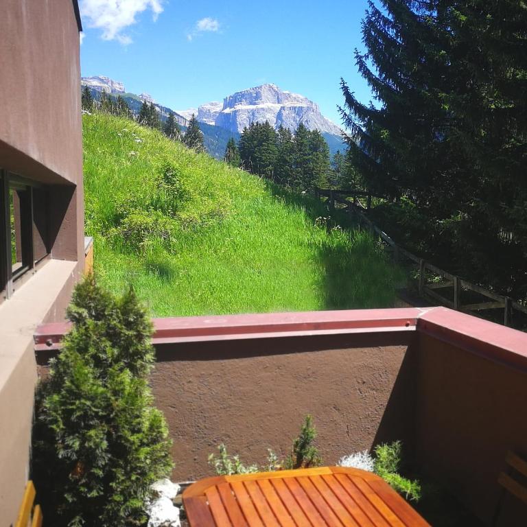 Luce Delle Dolomiti con navetta e sala giochi - Appartamento con Vista Montagna - 2