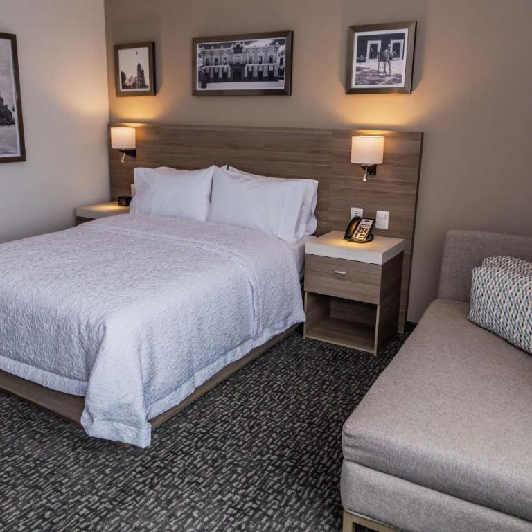 Hampton Inn & Suites By Hilton Puebla - Suite - 1 cama grande - No fumadores - 4