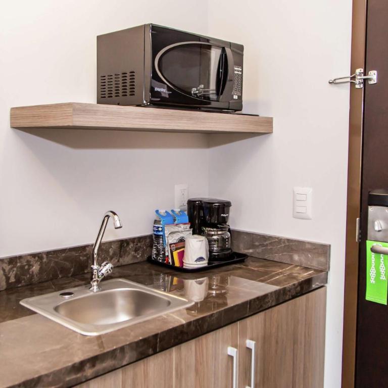 Hampton Inn & Suites By Hilton Puebla - Suite - 1 cama grande - No fumadores - 7