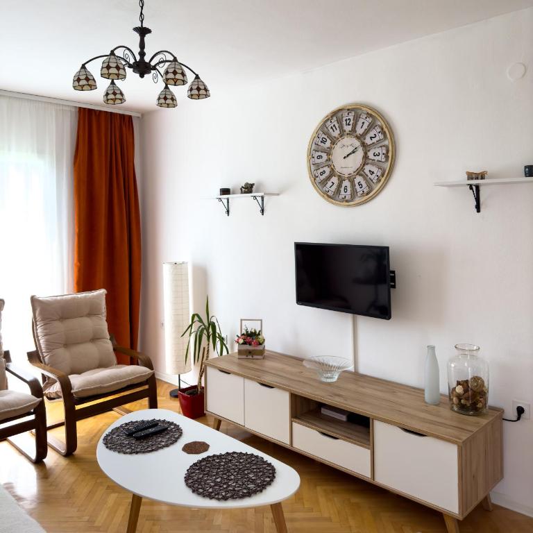 Animil 1 - Apartman sa 2 Spavaće Sobe - 3