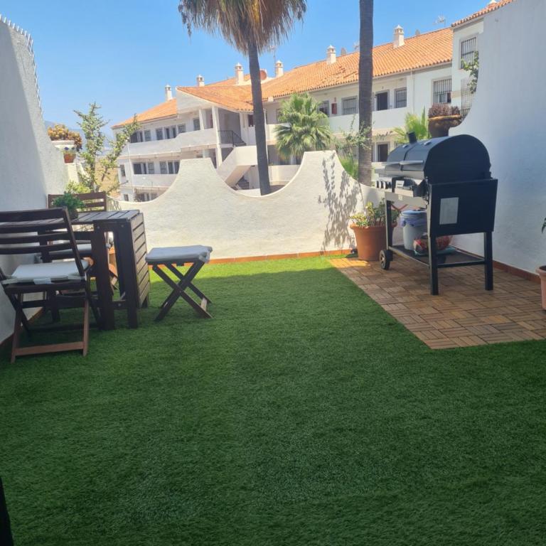 Apartamento en Mijas con Terraza, capacidad para 5 personas con piscina de temporada - Apartamento de 1 dormitorio - 7