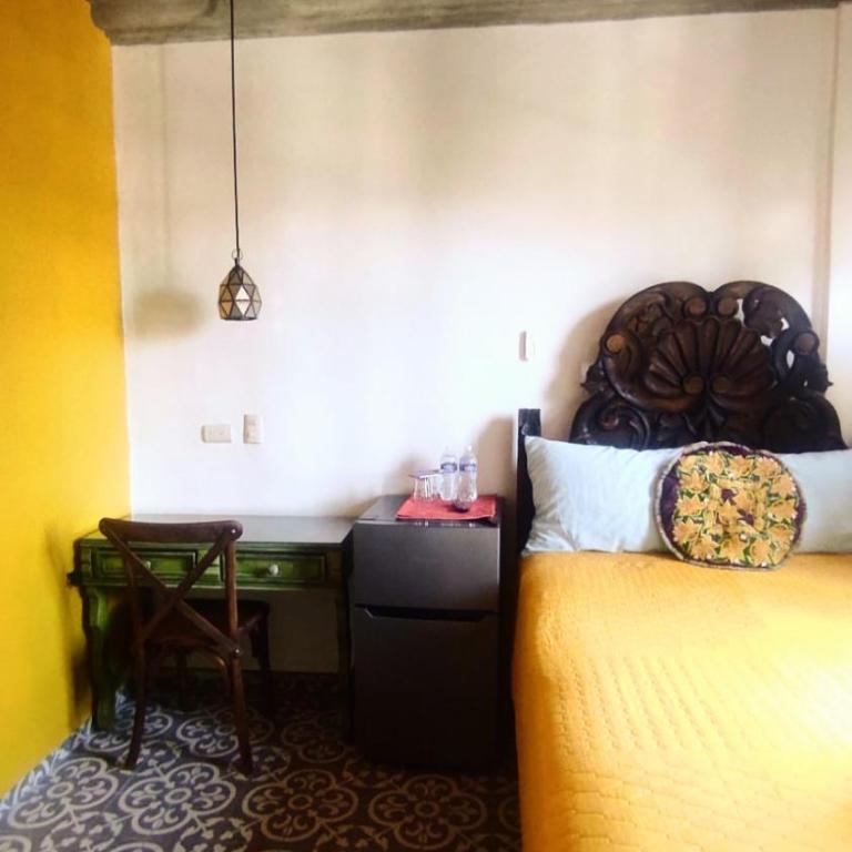 Nunõ - Double Room with Private Bathroom - 6
