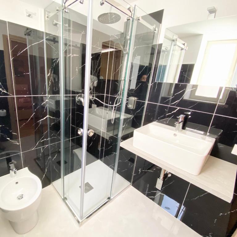 Affittacamere Palermo Pirri - Double Room - 5