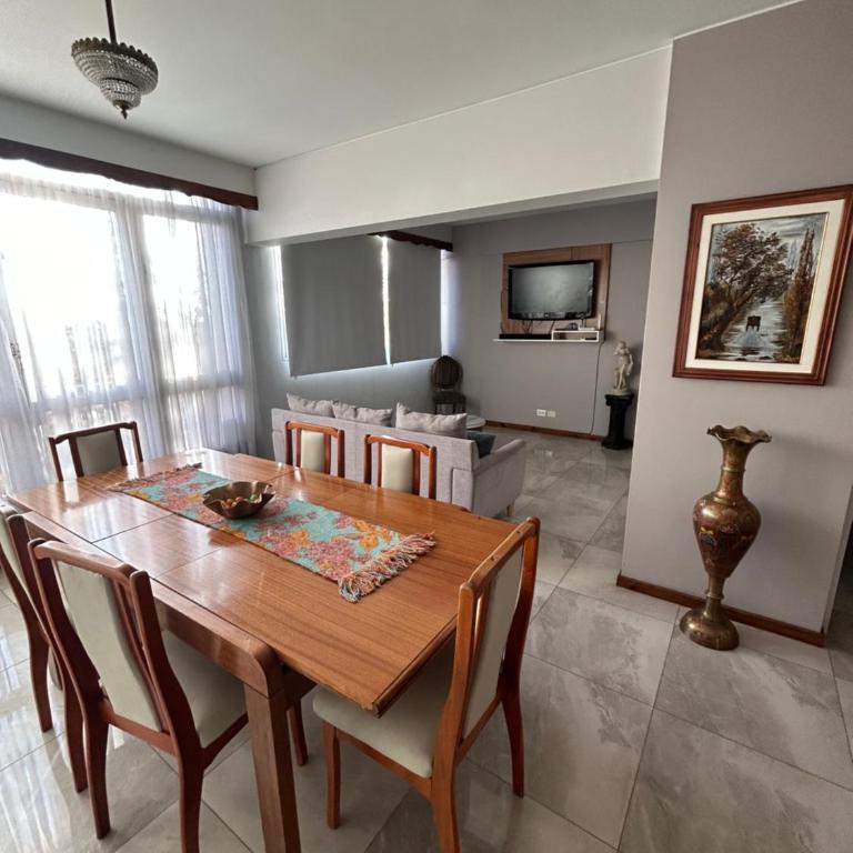 Depto Céntrico a Estrenar con cochera propia - Apartamento de 2 dormitorios - 19