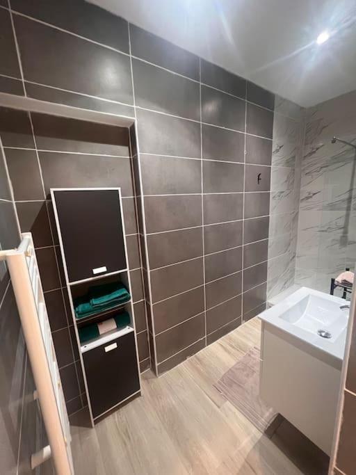 T2 neuf et moderne climatiser avec Netflix amazon - Apartment mit 1 Schlafzimmer - 6