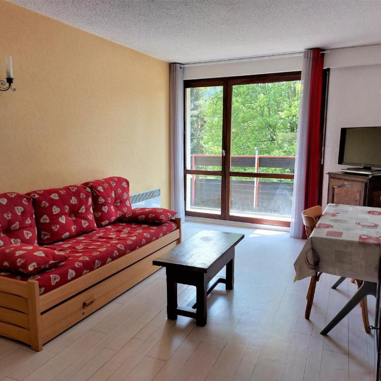 Appartement 6 pers, balcon sud, prox pistes ski fond - FR-1-737-49 - Appartement - 4