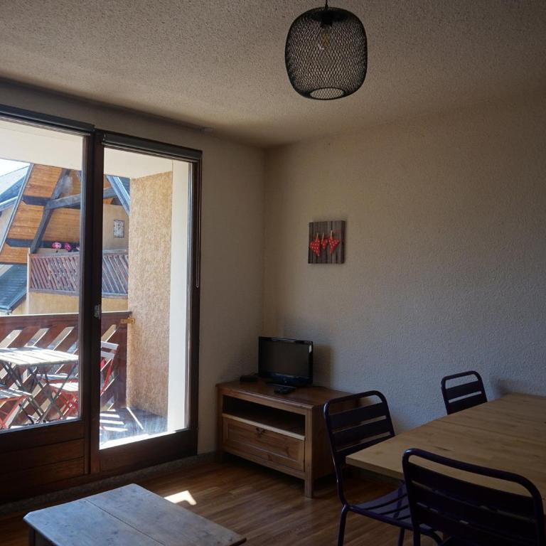 Appartement cosy au cœur d'Autrans, 4 pers, terrasse sud, animaux admis - Estudio - 5