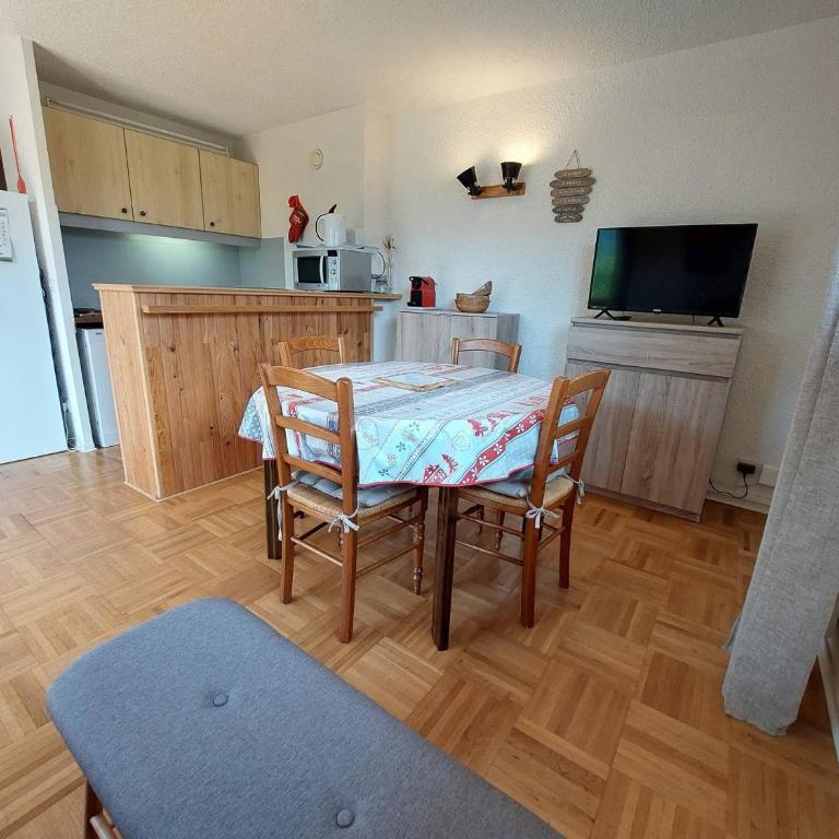 Beau duplex 6 pers, au pied des pistes avec parking - Appartement 1 Chambre - 2