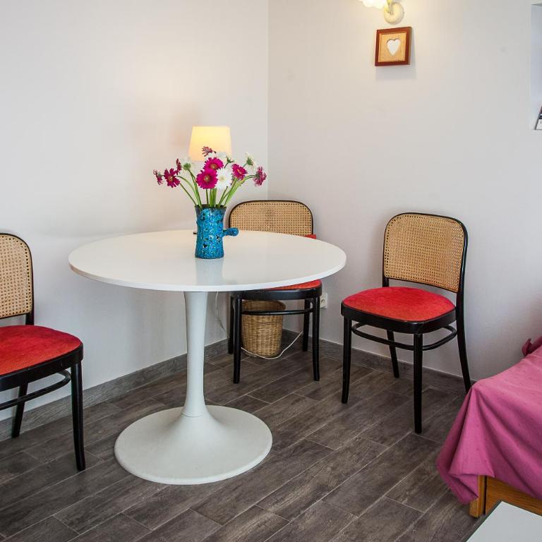Studio des Musiciens - quartier Orangerie - Monolocale - 11