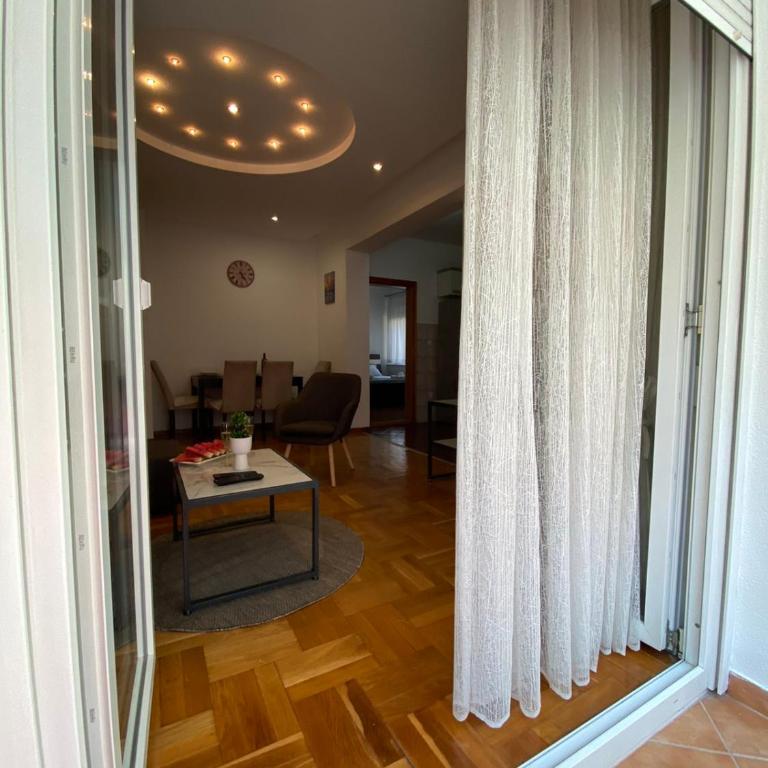 Apartman Nika - Two-Bedroom Apartment - 22