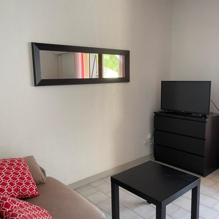 T2 avec piscine 5 mn des plages et village - Apartamento de 1 dormitorio - 16