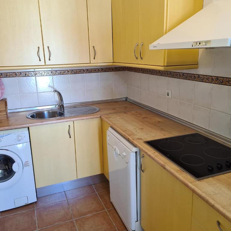 REf 112 ATICO EN ZAHARA MAR - Apartment - 10