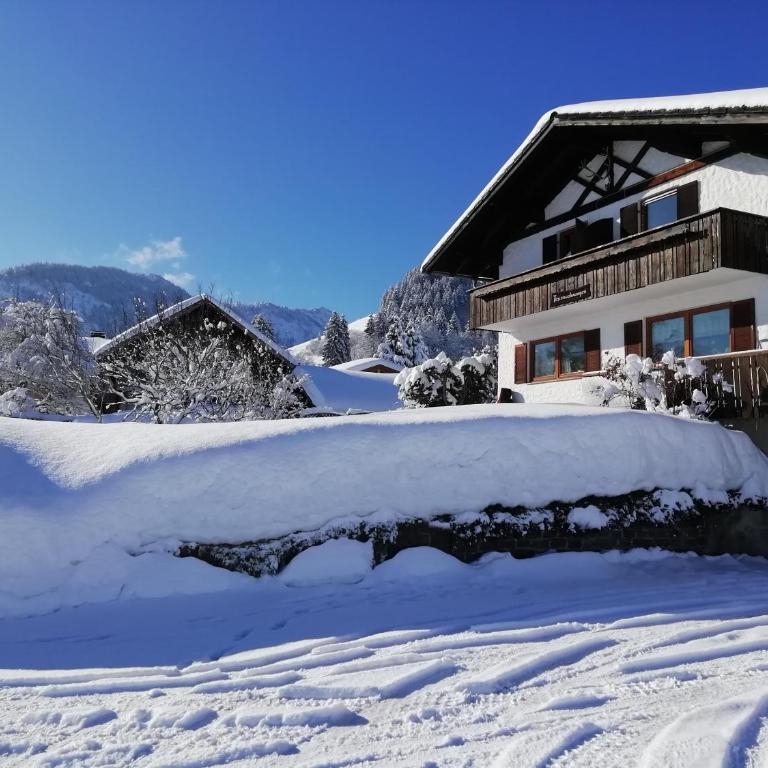 Haus Nöß - Apartment mit Blick auf die Berge - 9
