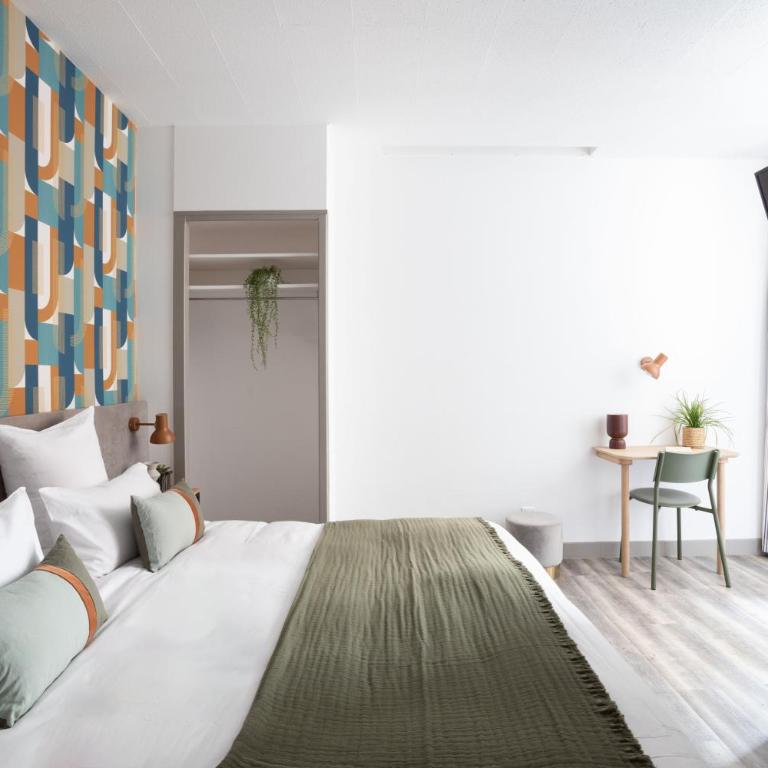 Hôtel Suzane - Chambre Double Confort - 6
