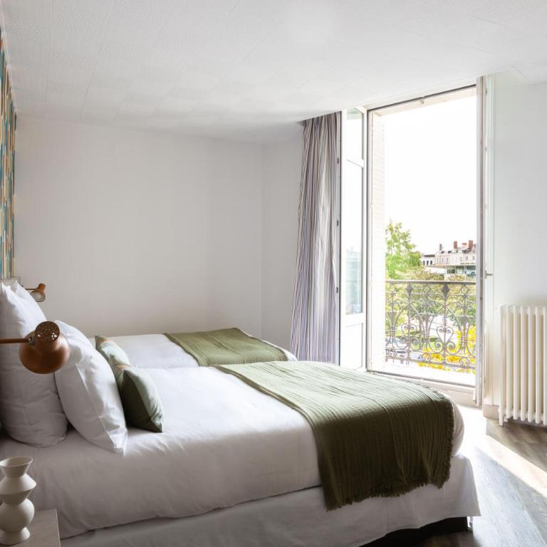 Hôtel Suzane - Chambre Quadruple Confort - 6
