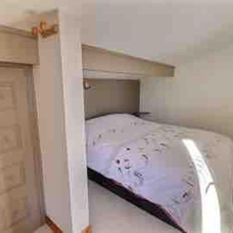 superbe appartement avec vue sur montagnes, calme - Appartement 3 Chambres - 8