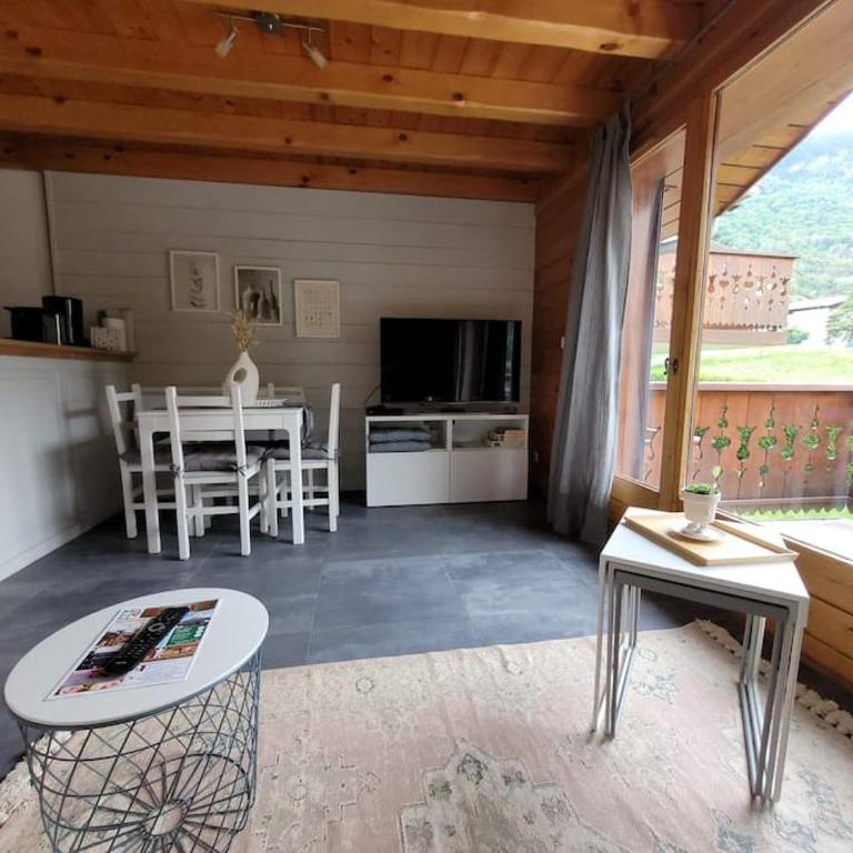 Charmant Appartement Bozel Centre - Appartement 2 Chambres - 8