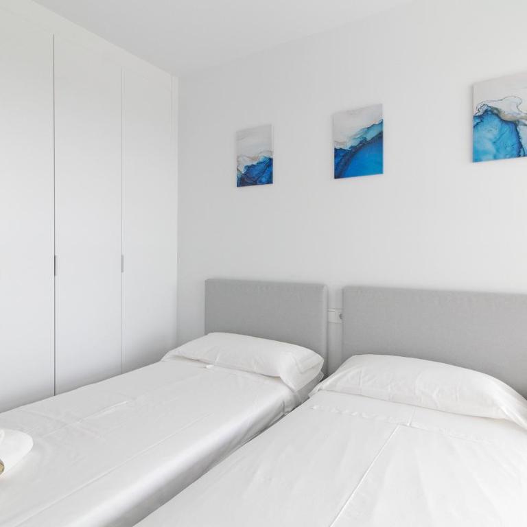Global Vacacional, Apartamento con terraza, vistas al mar y a la piscina - Apartment mit Terrasse - 13