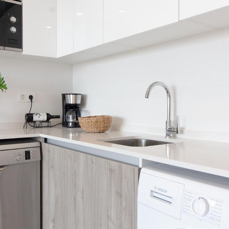 Global Vacacional, Moderno apartamento con terraza en Gran Canet - Apartment mit Terrasse - 13