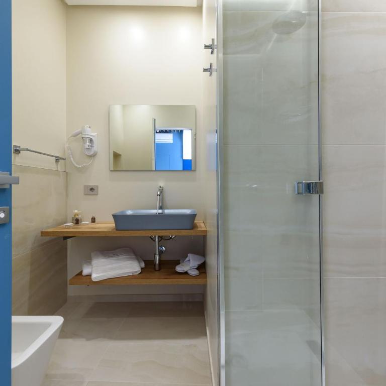Rivazzurra Beach Rooms - Camera Matrimoniale Superior - 7