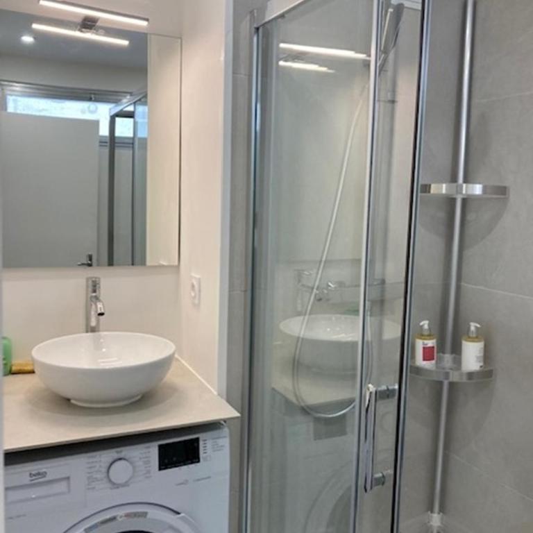 Charmant Studio à Boulogne Nord proche porte d'Auteuil - Appartamento con 1 Camera da Letto - 2