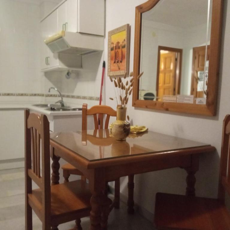 Apartamentos Pepe Mesa - Estudio con sofá cama - 6