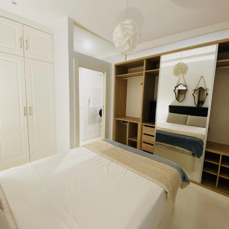 Charming Colón by SharingCo - One-Bedroom Apartment - 10