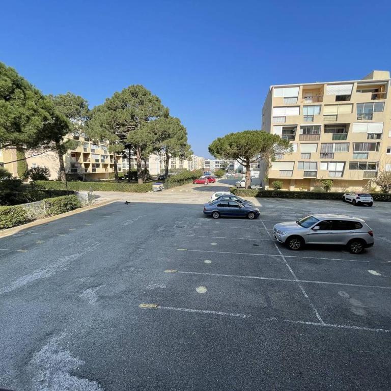 T2 lumineux 4 pers, parking sécurisé, proche port et plage - St-Cyprien - FR-1-106-30 - Apartment - 24