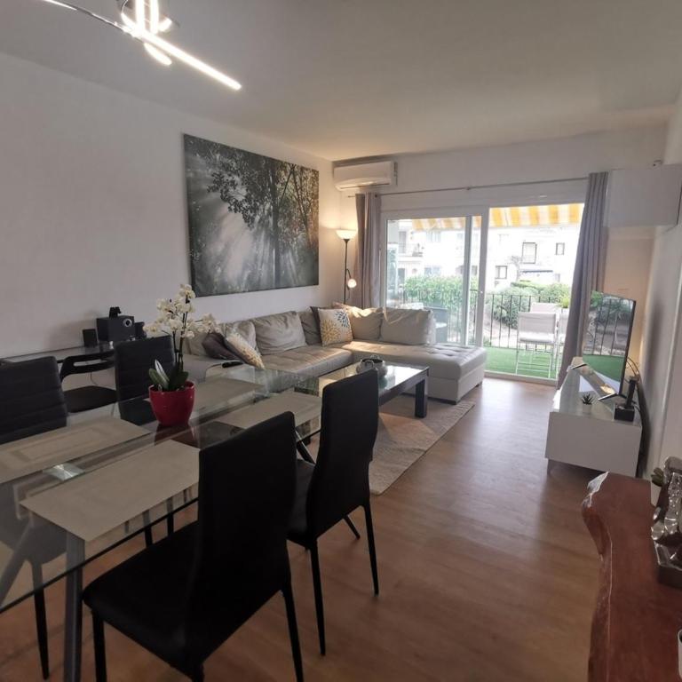 Corner Penthouse Sleeps 4 with Parking - Apartamento - 24