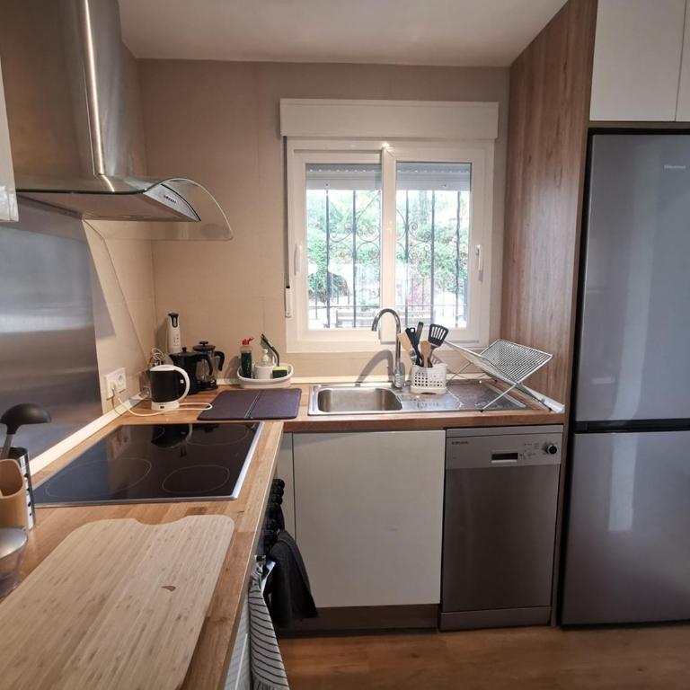 Corner Penthouse Sleeps 4 with Parking - Apartamento - 15
