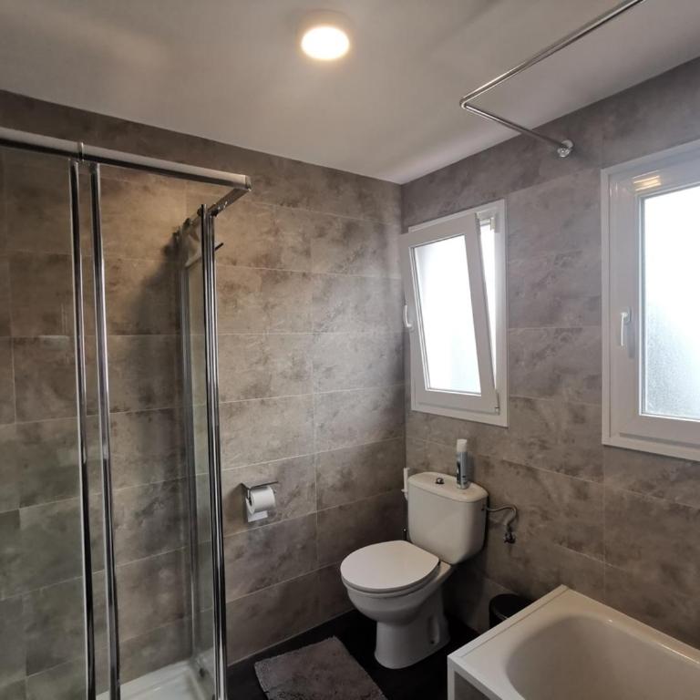 Corner Penthouse Sleeps 4 with Parking - Apartamento - 18