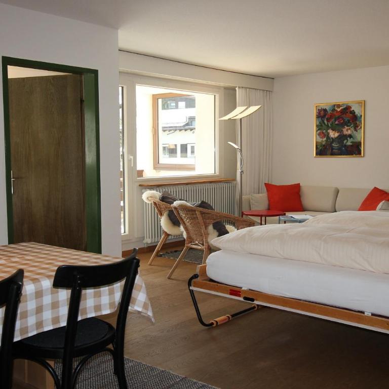 Residenza Lagrev 2 Zimmerwohnung - Nr 002 - Typ 21A - Hochparterre - Süd West - Apartamento con vistas a las montañas - 5