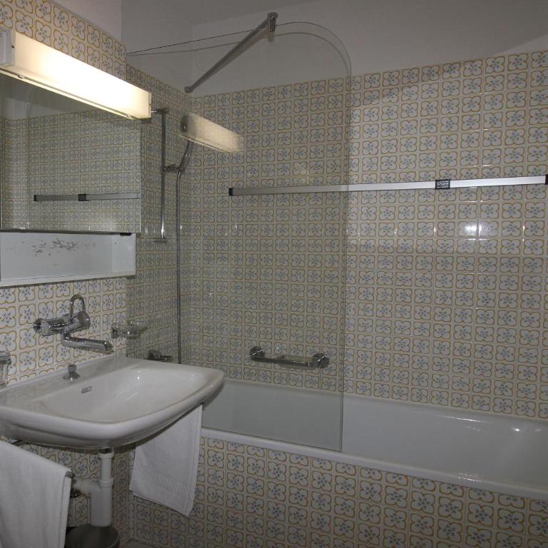 Residenza Lagrev 1 1 2 Zimmerwohnung Nr 001 - Typ 15A - Hochparterre - Nord West - Apartamento con vistas a las montañas - 7