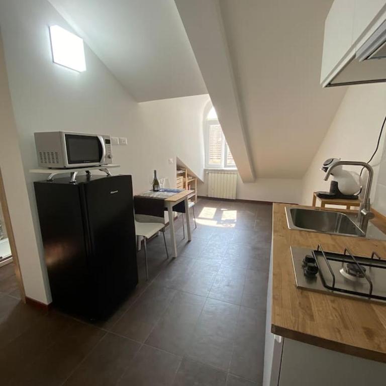 Happyhouse - Appartamento con 1 Camera da Letto - 1
