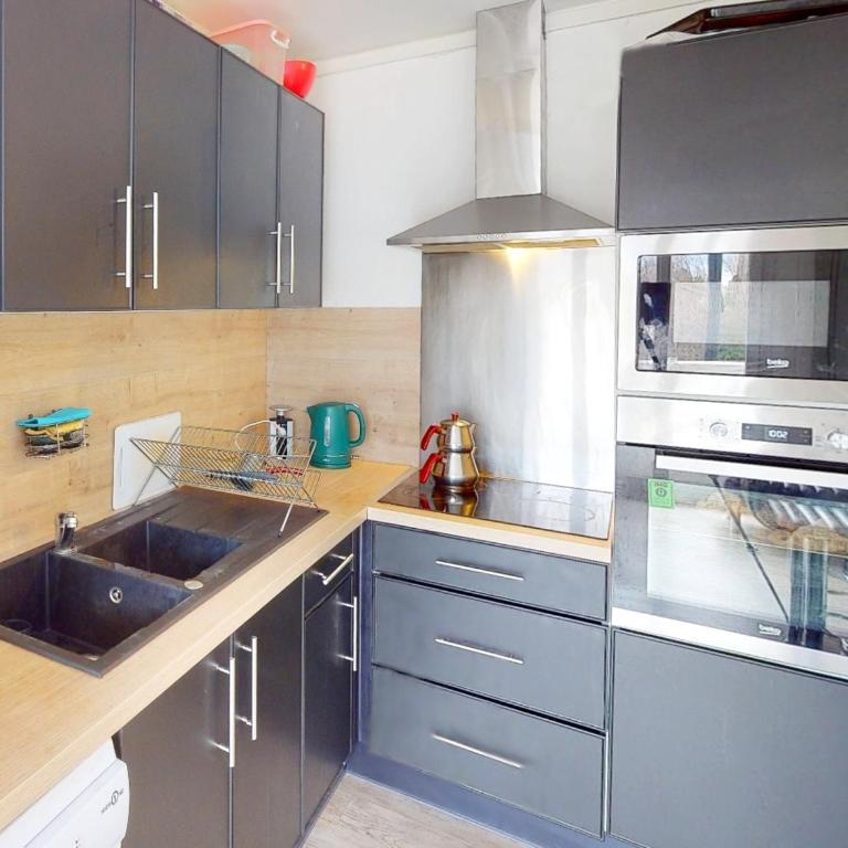 Votre chambre chez l'habitant dans la capitale de la Normandie - Chambre Double avec Balcon - 1