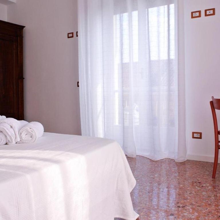 IL Cielo Sopra Torino - Double Room with Balcony - 6