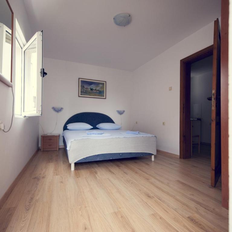 Lyon Apartments - Apartman s 1 Spavaćom Sobom i Balkonom - 9