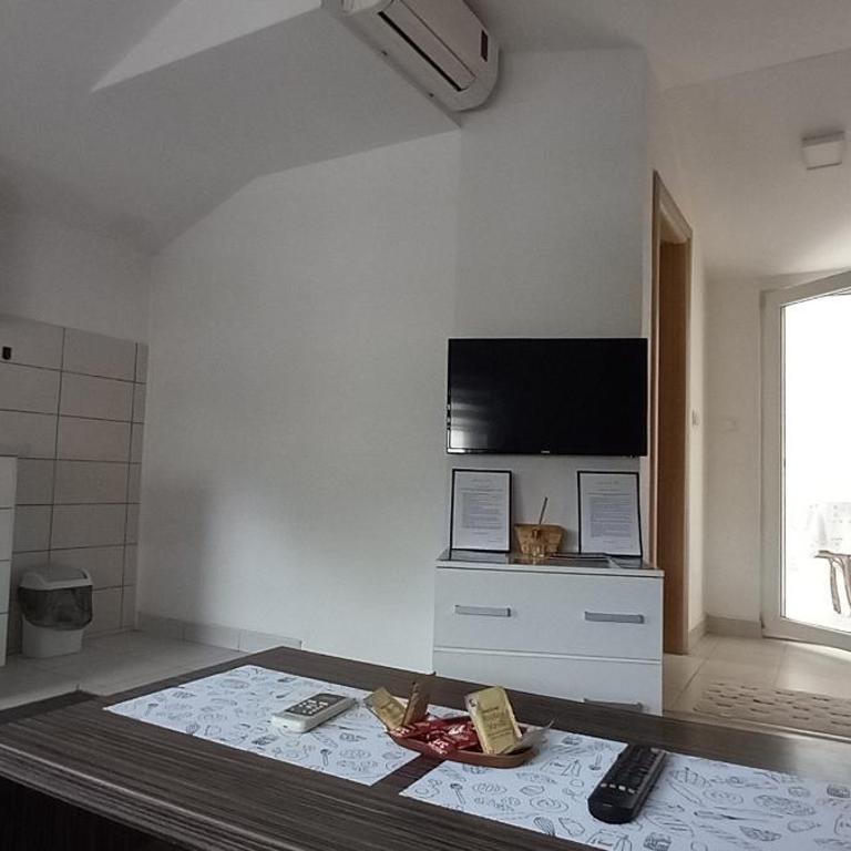 Apartments Platz - One-Bedroom Apartment - 35