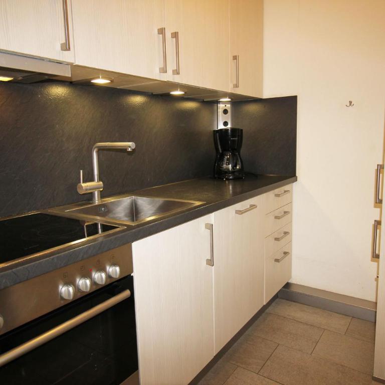 Residenza Lagrev 2 Zimmerwohnung Nr 012 - Typ 21A - Hochparterre - Süd - Apartment mit Blick auf die Berge - 6