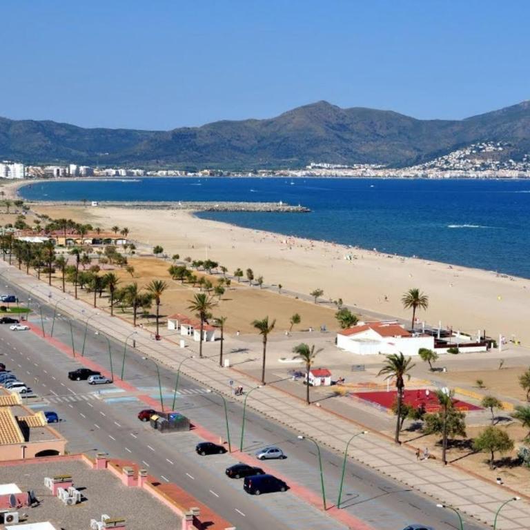 Port Petit 10 Empuriabrava Amarre 3x8 -Immo Barneda - Casa con 1 dormitorio - 35